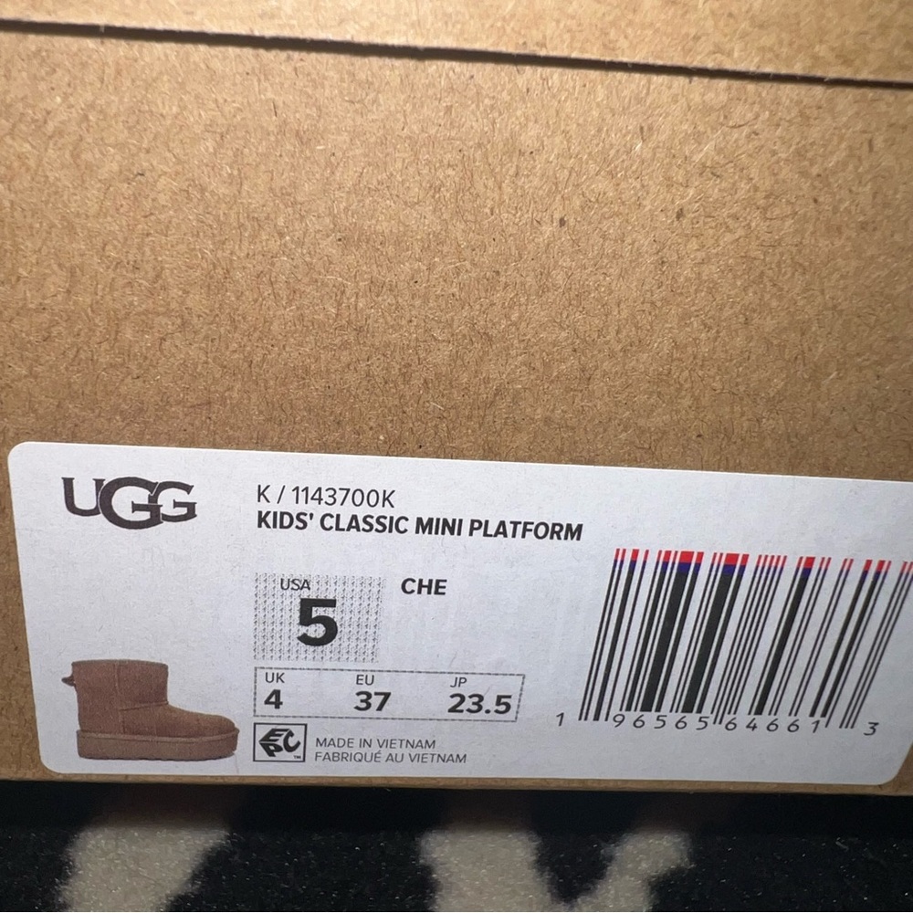 NWT UGG Classic Mini Platform Chestnut Size Y5/Women 6.5 - Picture 12 of 16